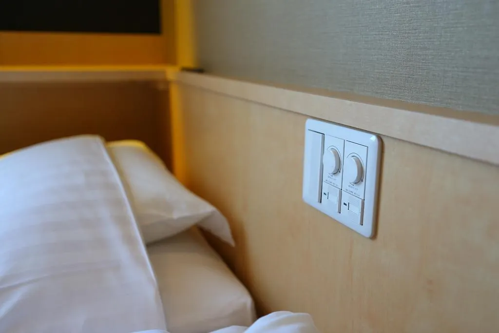 Hotel Wing International Select Asakusa Komagata Токио 3*,