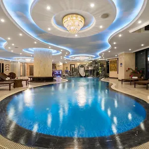 v-hotel-beach.hotelsofhoian.com/